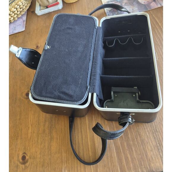 Unbranded Large Black Hard Shell Vintage Leather Camera Case with Shoulder Strap - Picture 8 of 10